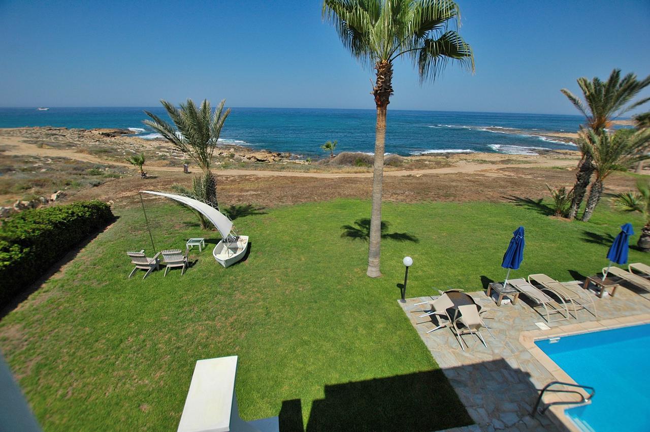 Kymmates Beach Front Villas Paphos Ngoại thất bức ảnh